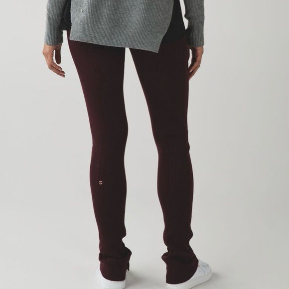 Lululemon Find Your Mantra Pants Size 6 - Picture 8 of 9